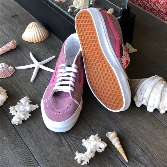 🌴🌼VANS- RETRO SPORT🌼🌴 - Picture 6 of 9